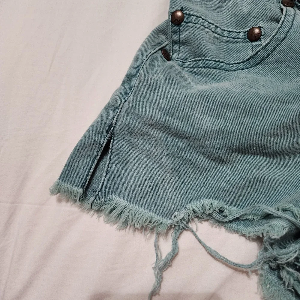 Free People shorty shorts